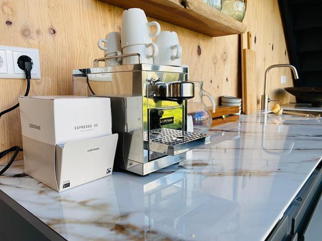 De Wagenloods Acomodação com café da manhã Alphen aan den Rijn Exterior foto